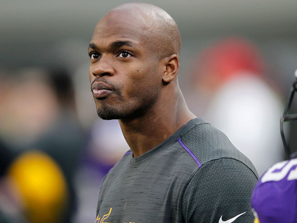 Adrian Peterson will become a free agent after 10 seasons with the Vikings  - Los Angeles Times