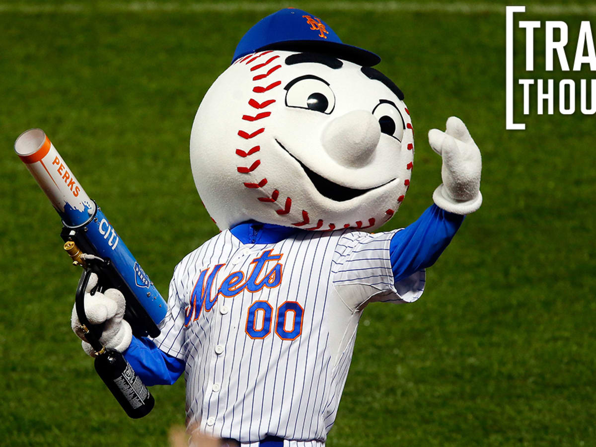 New York Mets Mascot Mr. Met Gives Middle Finger: Reactions