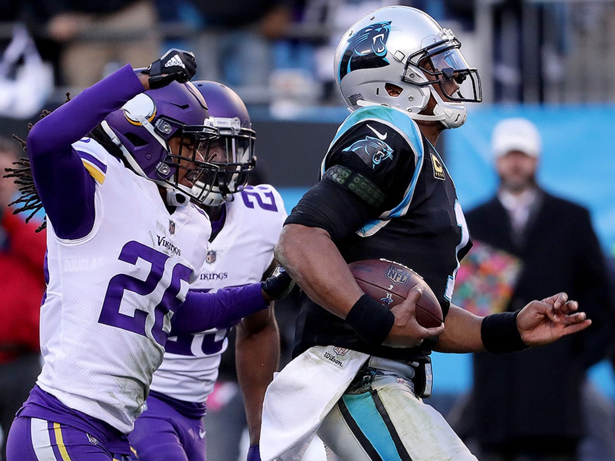 Carolina Panthers defensive tackle Bravvion Roy (93) looks on during an NFL  football game against the Minnesota Vikings, Sunday, Oct. 17, 2021, in  Charlotte, N.C. (AP Photo/Jacob Kupferman Stock Photo - Alamy