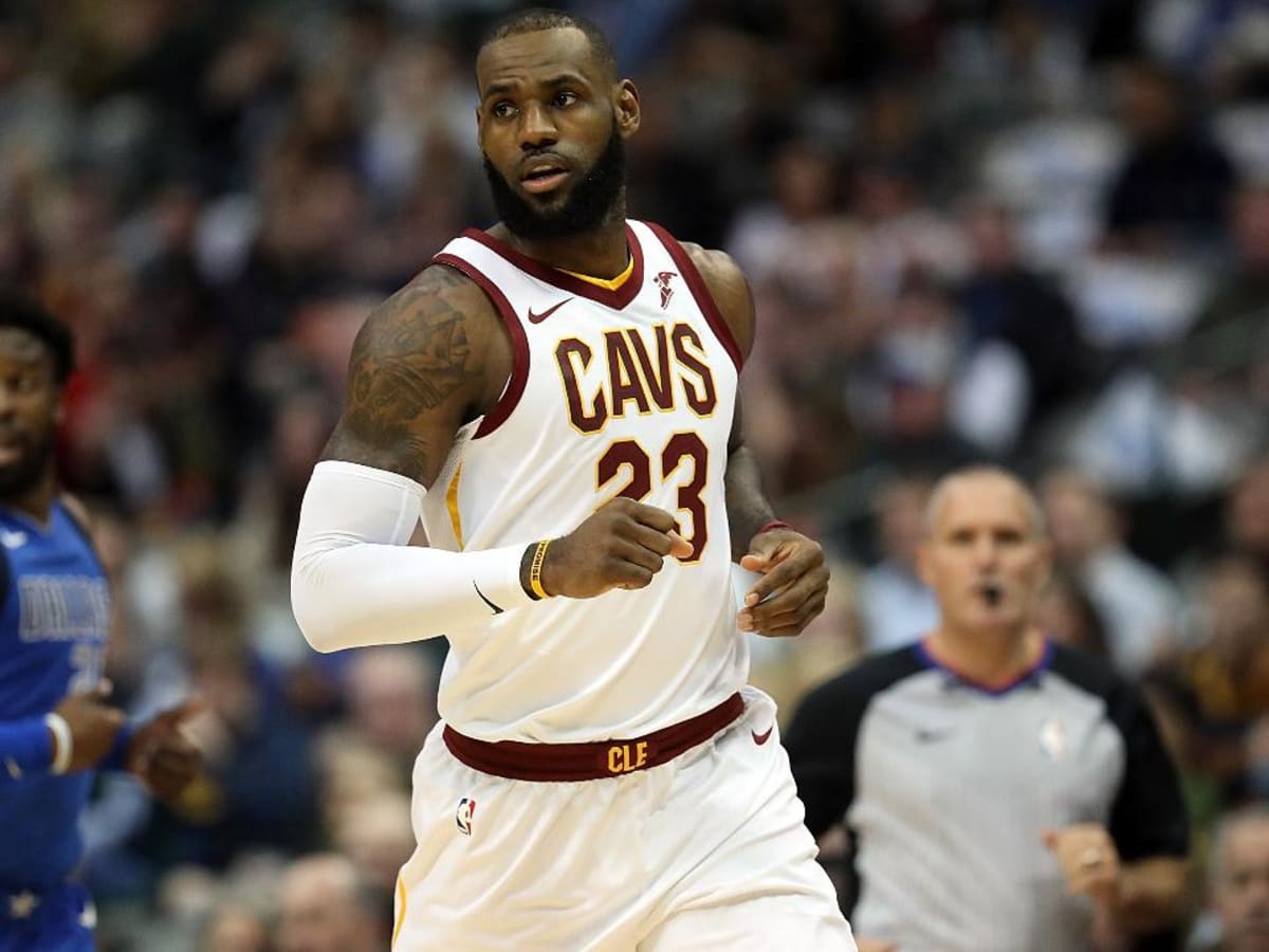 LeBron James on Dennis Smith Jr. of Dallas Mavericks: 'He should be a  Knick'