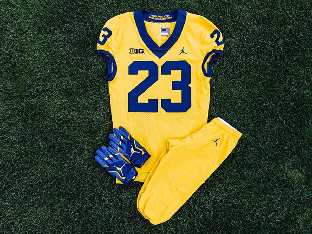 Michigan's wearing these all-maize uniforms vs. Florida, like