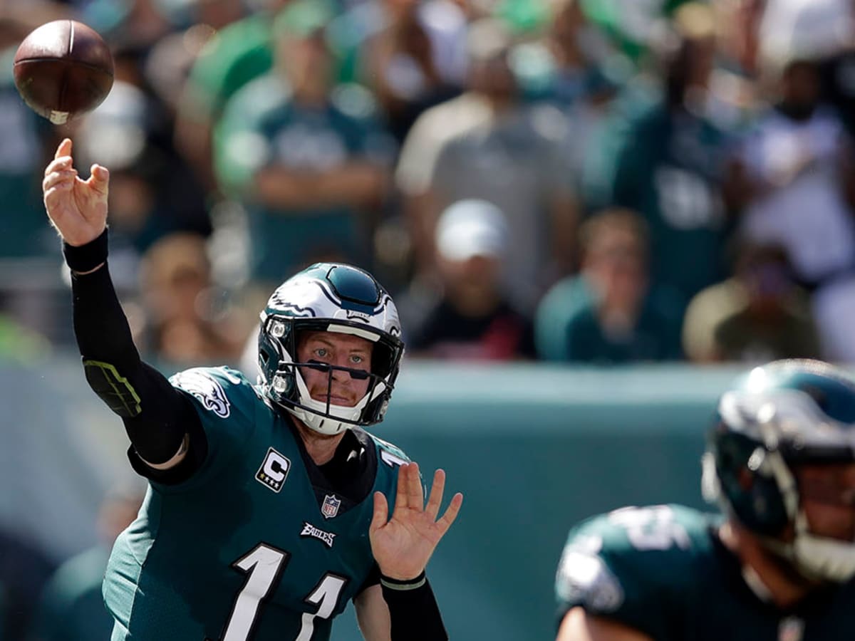 Defensive Starter Forgets Words to Eagles Fight Song: WATCH