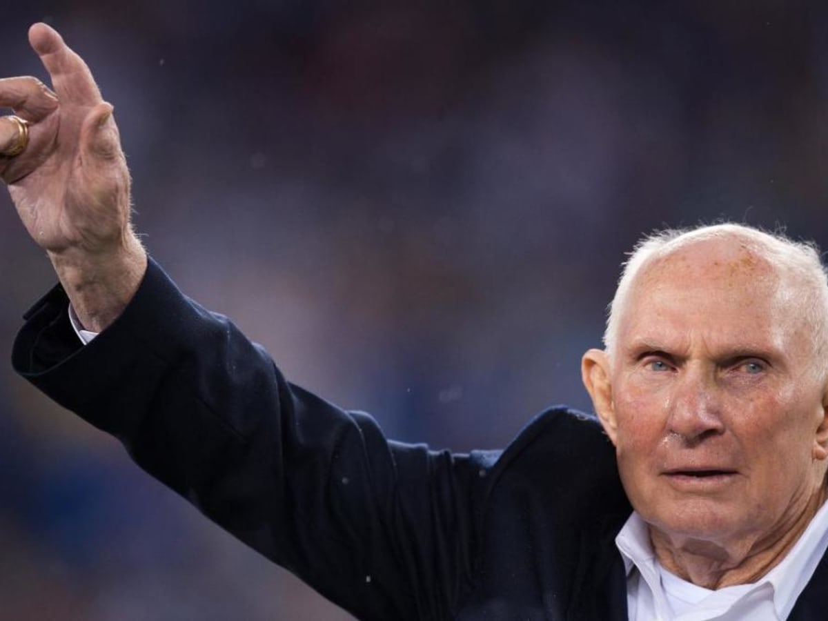 Y.A. Tittle, star LSU and NFL quarterback, has died