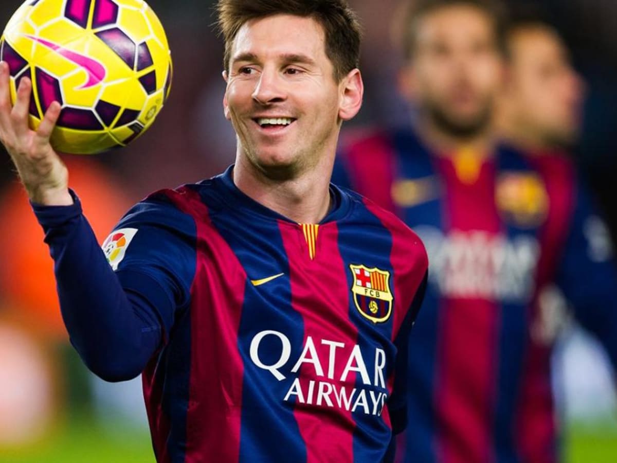 FC Barcelona renews agreement with KONAMI, with Messi to appear on the  cover of the new