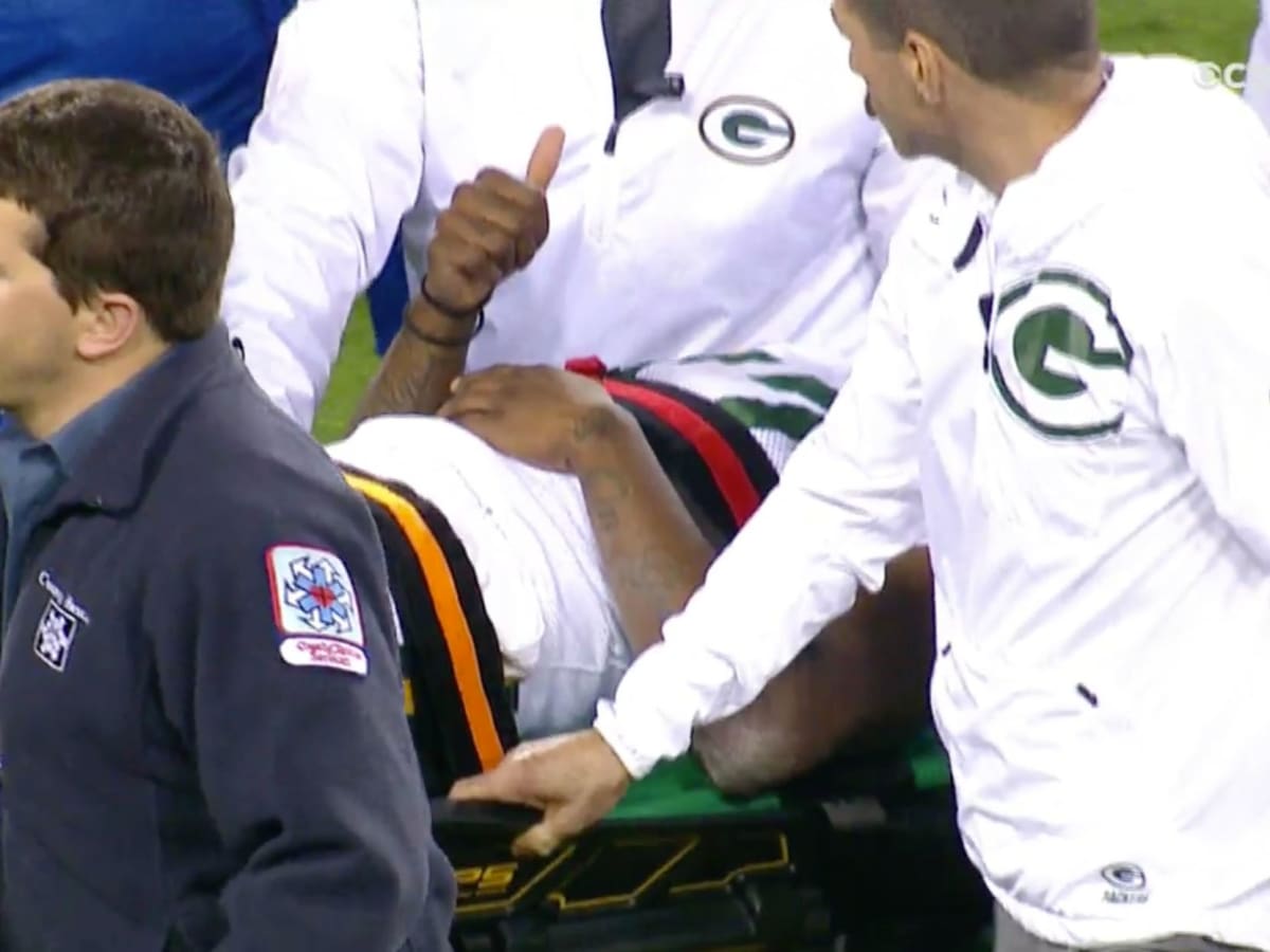 Davante Adams: Packers WR taken off on a stretcher - Sports Illustrated