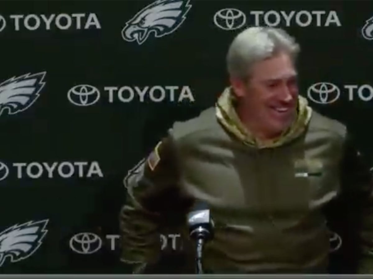 Doug Pederson smiled all the way through his bath in Eagles-green