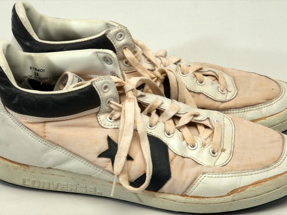 Michael Jordan's '84 Olympics game-worn shoes being auctioned, set world  record with $144G bid – New York Daily News