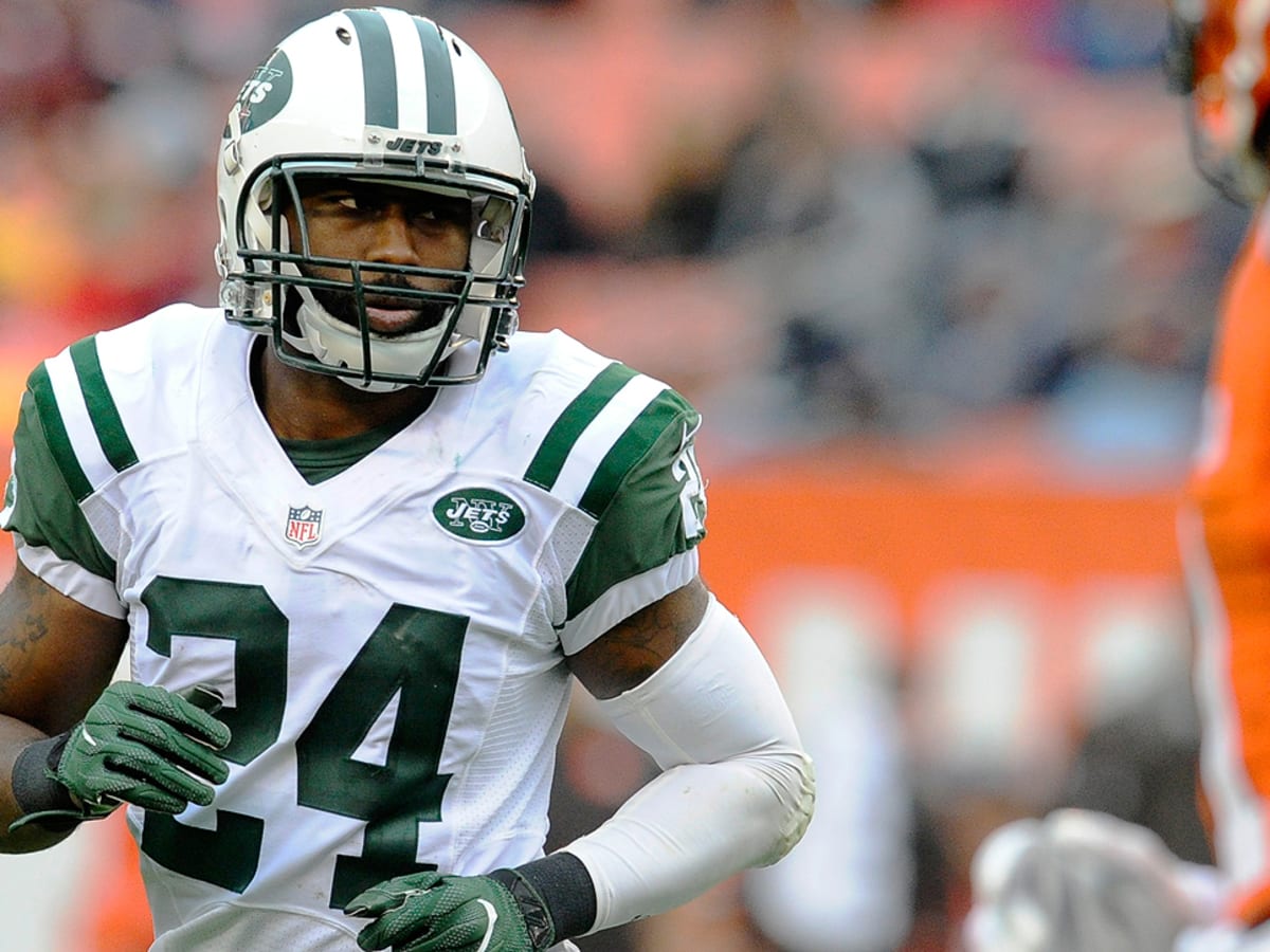 JETS: Cornerback Darrelle Revis begins running despite trade rumors