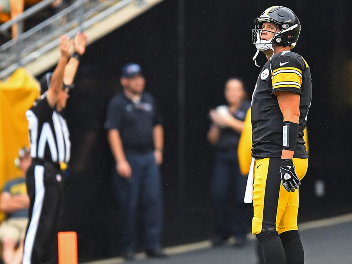 Steelers' Ben Roethlisberger Takes A Passive Aggressive Shot At