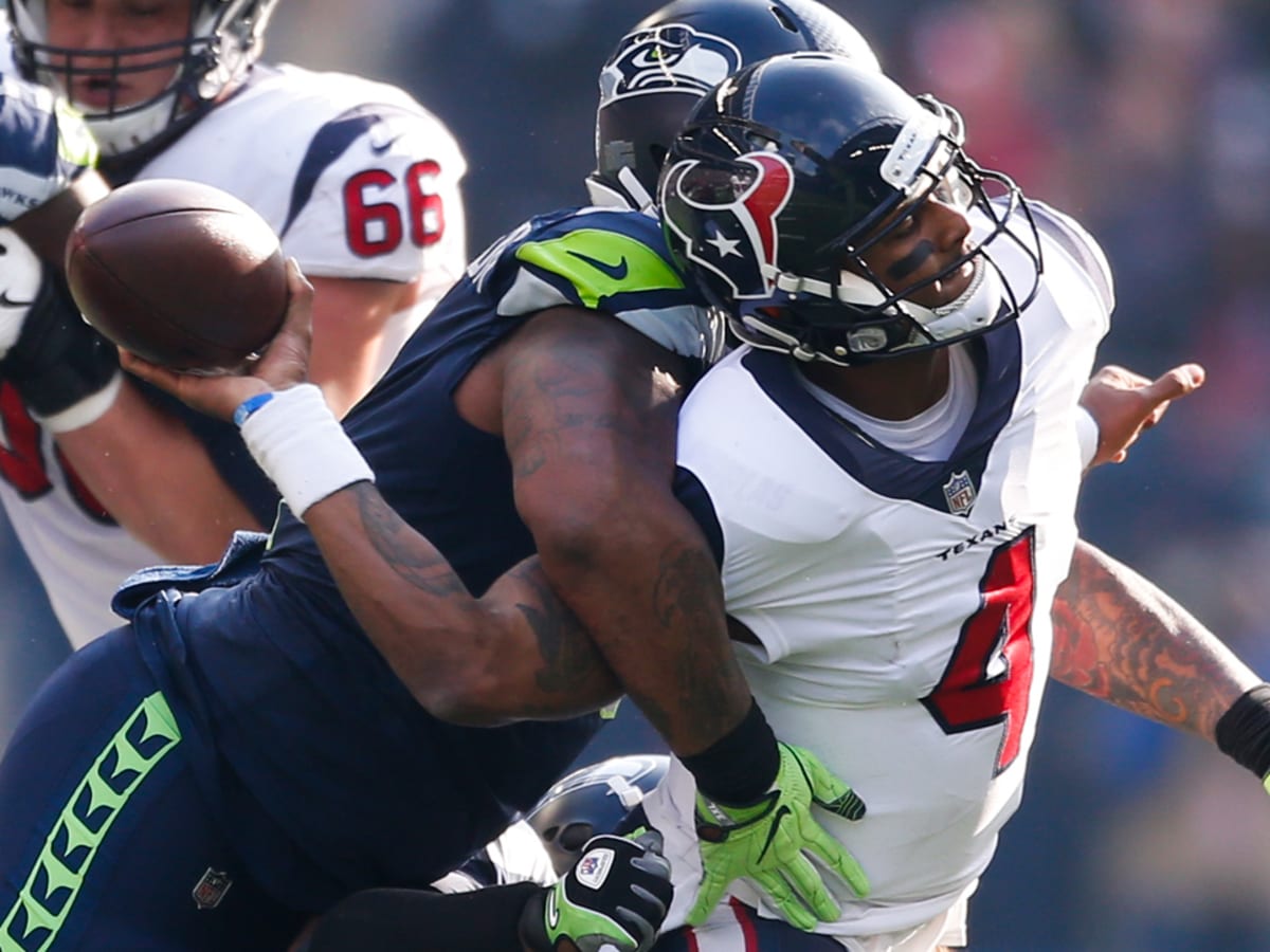 Russell Wilson Out-Duels Deshaun Watson in Classic Shootout (Week 8)