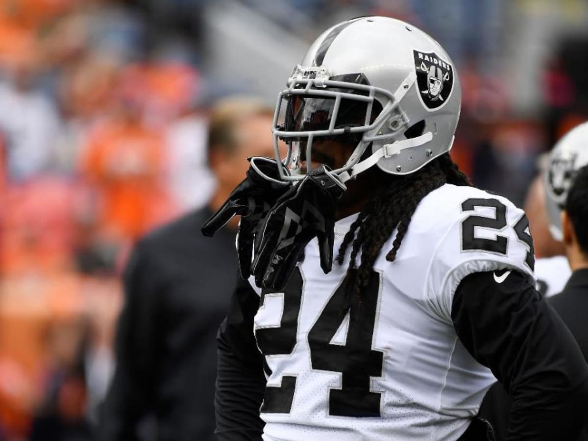 Raiders: Marshawn Lynch has been wearing Raiders gear, asks for release