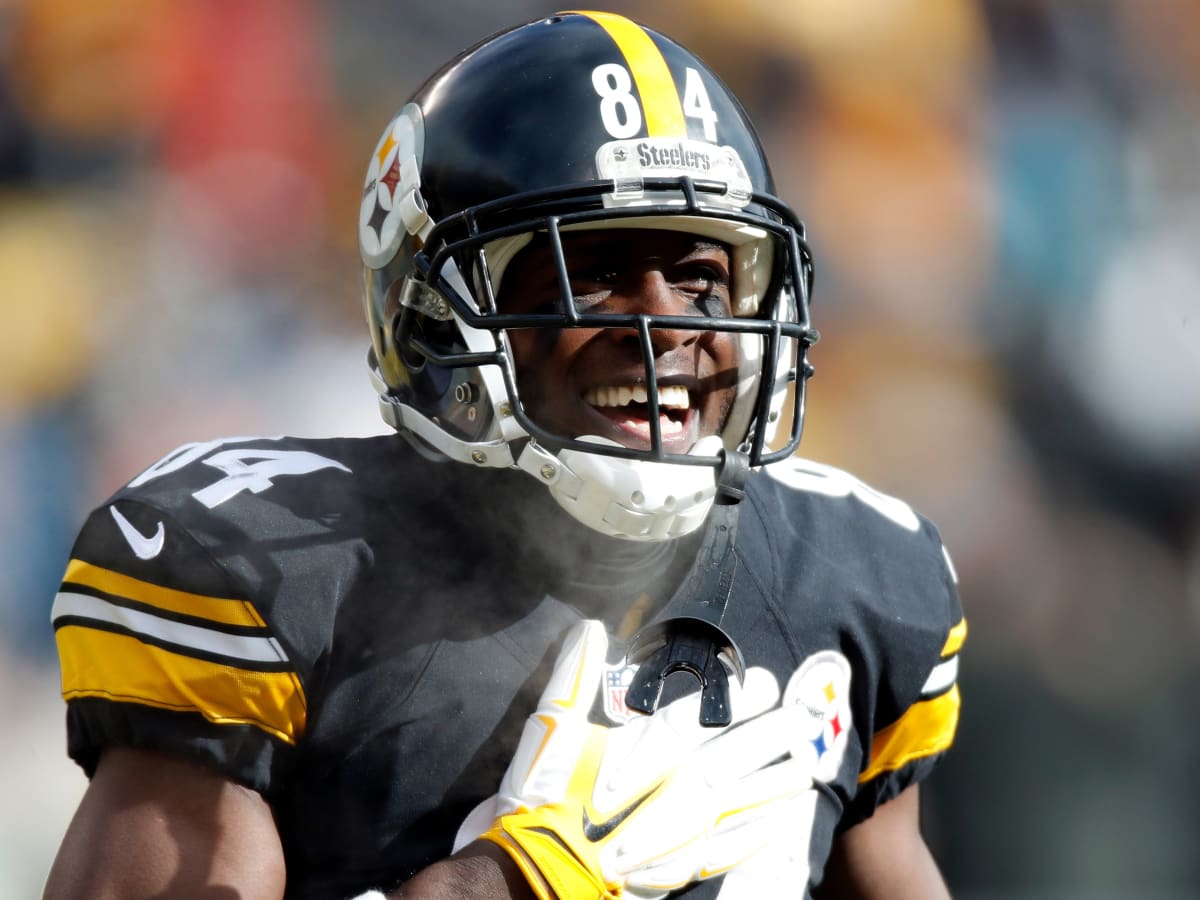 Former Steelers WR Antonio Brown rejoins Buccaneers on 1-year contract