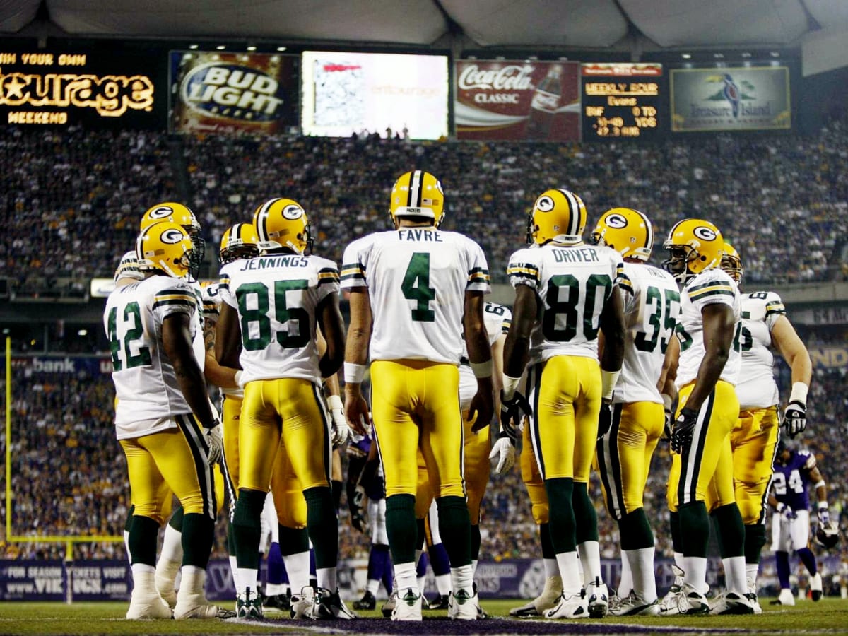 4 Green Bay PACKERS - Sports Illustrated Vault