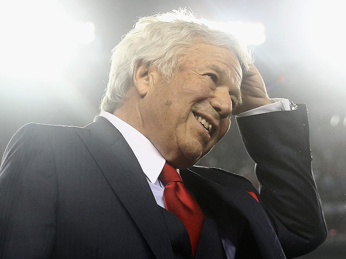 Robert Kraft doesn't miss chance to take well-timed shot at Jets