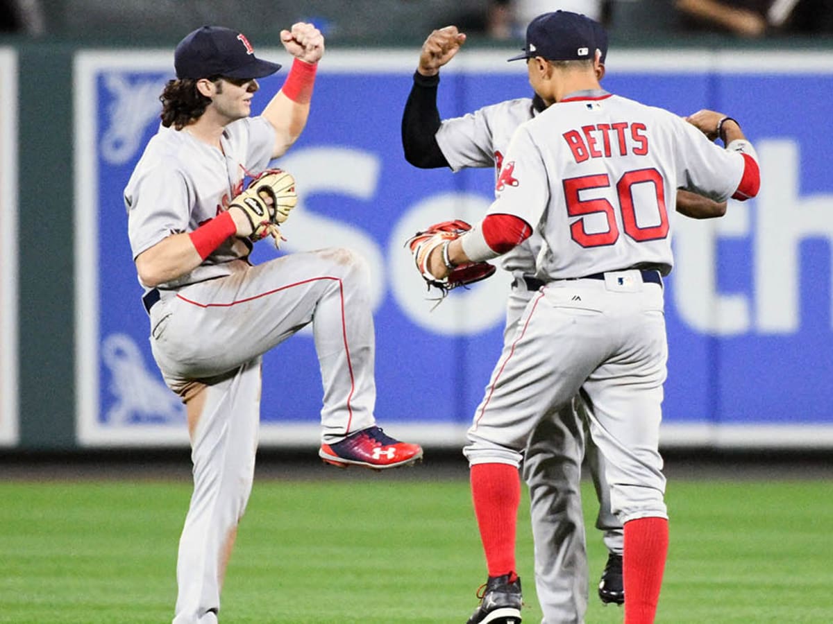 RD Boots - Red Sox win first championship since 1918 On October 27, 2004,  the Boston Red Sox win the World Series for the first time since 1918,  finally vanquishing the so-called “