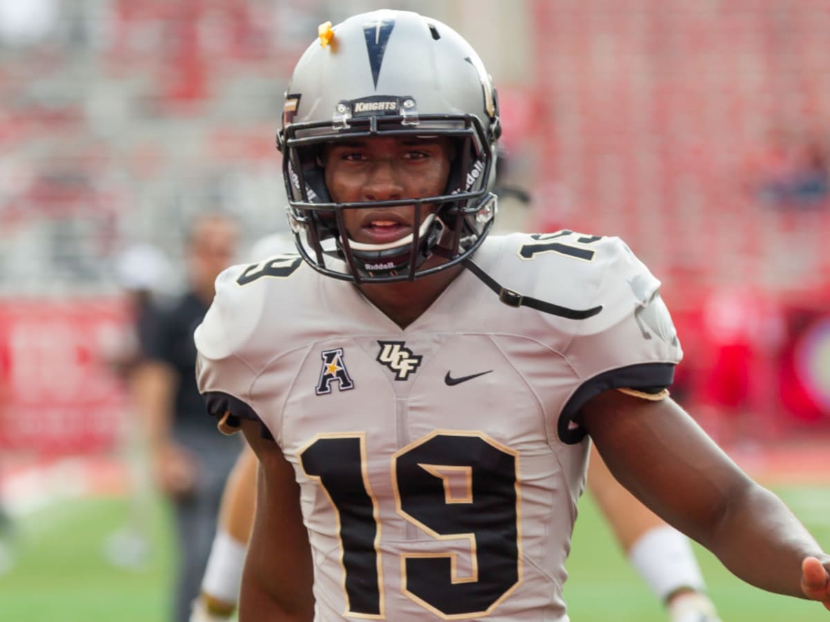 UCF kicker Donald De La Haye ineligible over YouTube videos - Sports  Illustrated