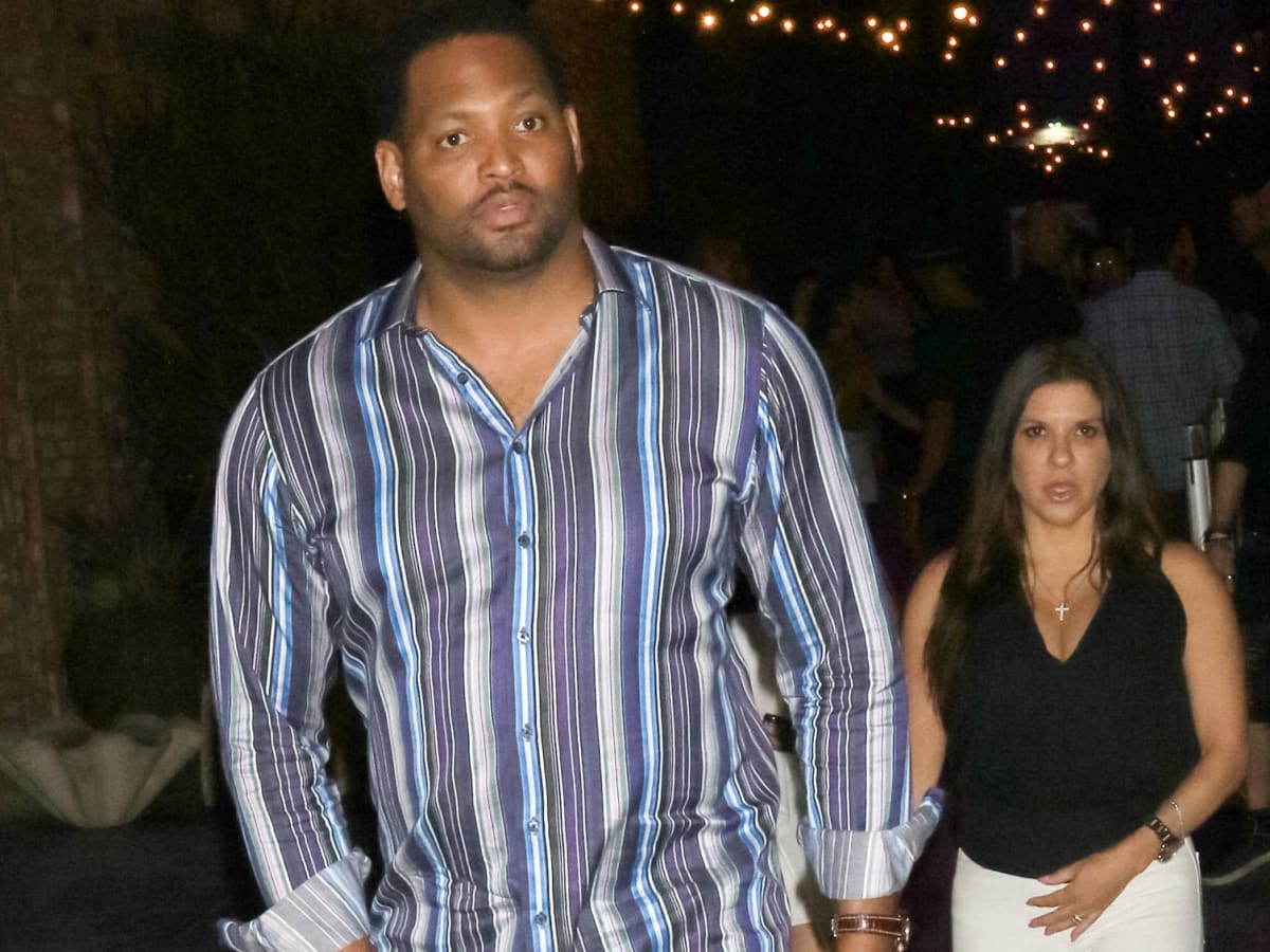 Robert Horry ejected from HS basketball game after heckling refs