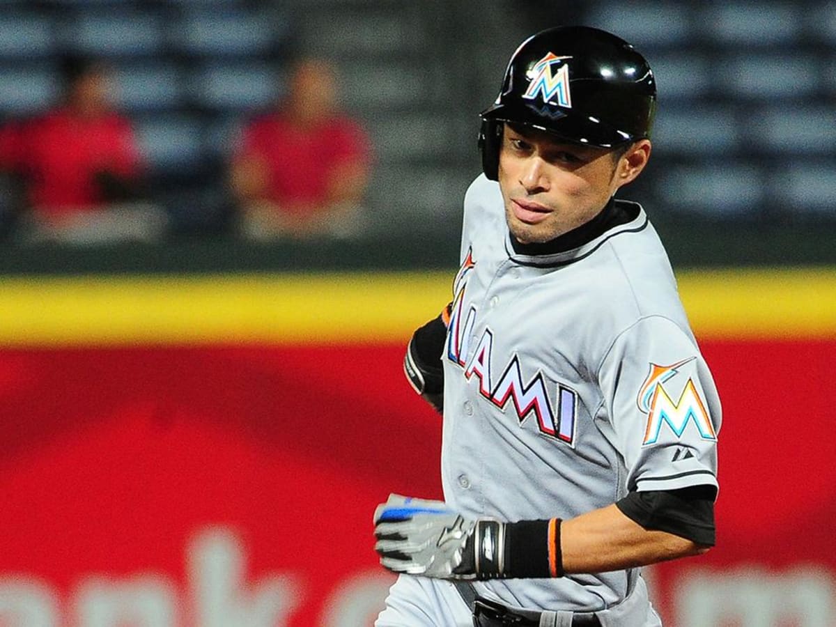 Ichiro 3,000: Marlins' Suzuki closing in on hits milestone - Sports  Illustrated