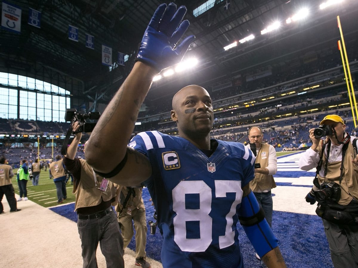 Reggie Wayne's decision: Retire or return?