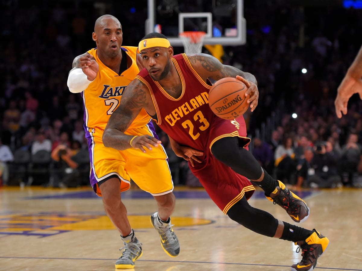 The Lakers' Crazed Cult of Kobe Comes For LeBron James