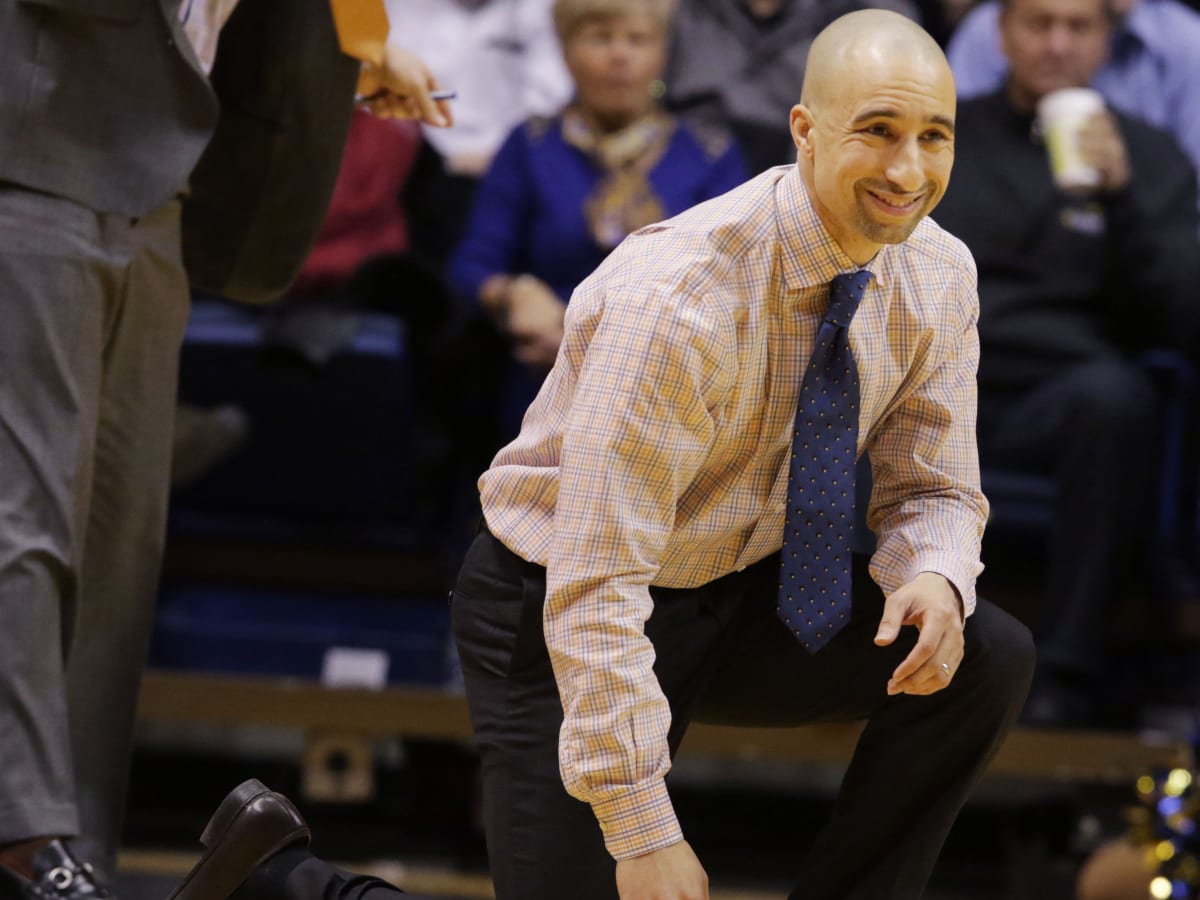 Shaka Smart Texas Mbb Coach Gets Contract Extension Sports Illustrated