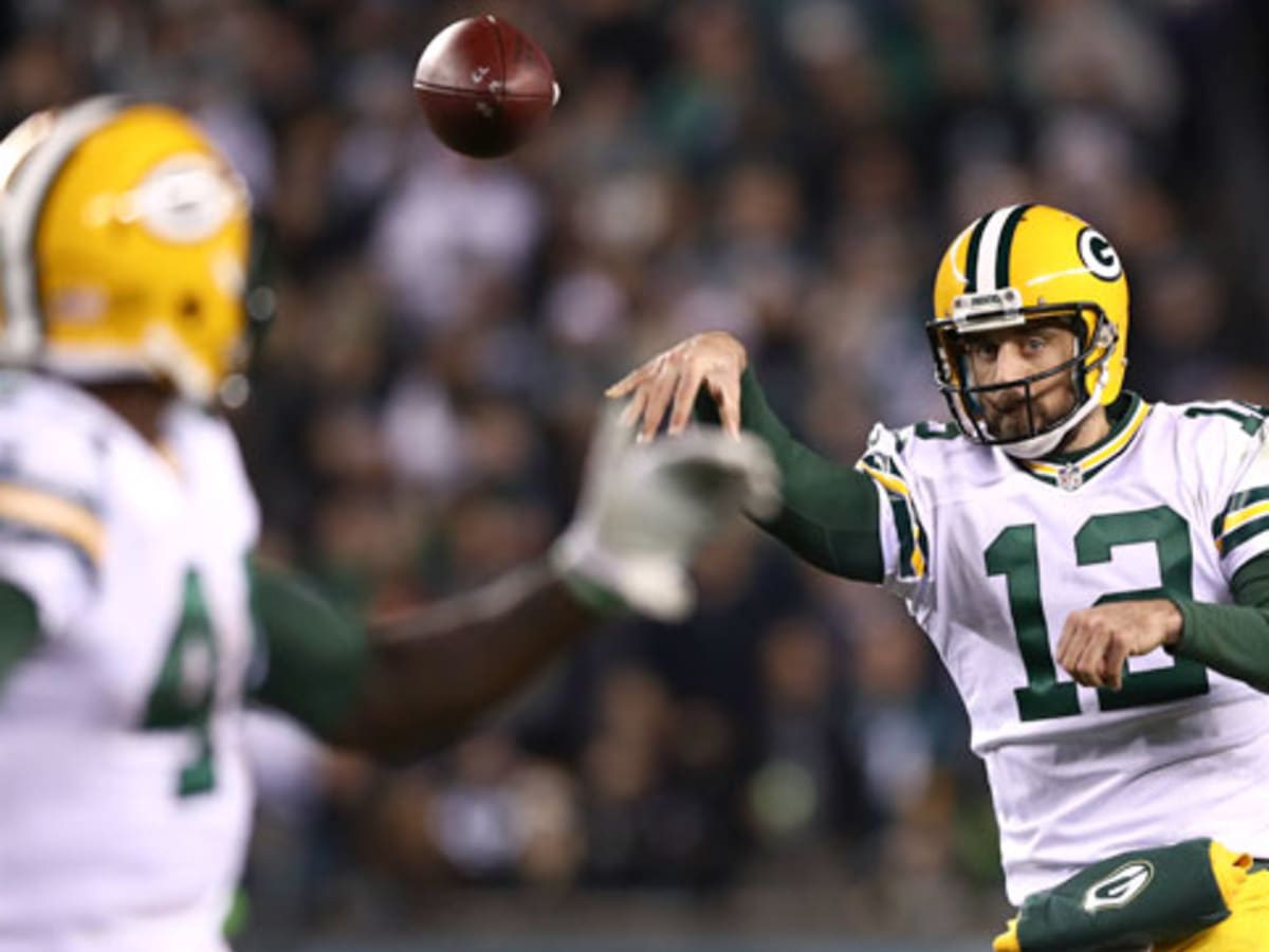 Comeback King Aaron Rodgers Stunned the Dallas Cowboys by Himself