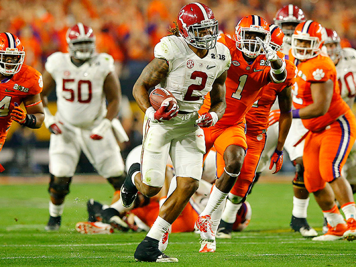 Derrick Henry injury: No. 1 Alabama freshman breaks leg 