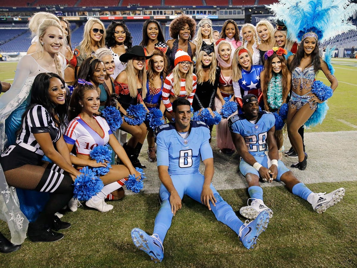 NFL cheerleaders get in the Halloween spirit