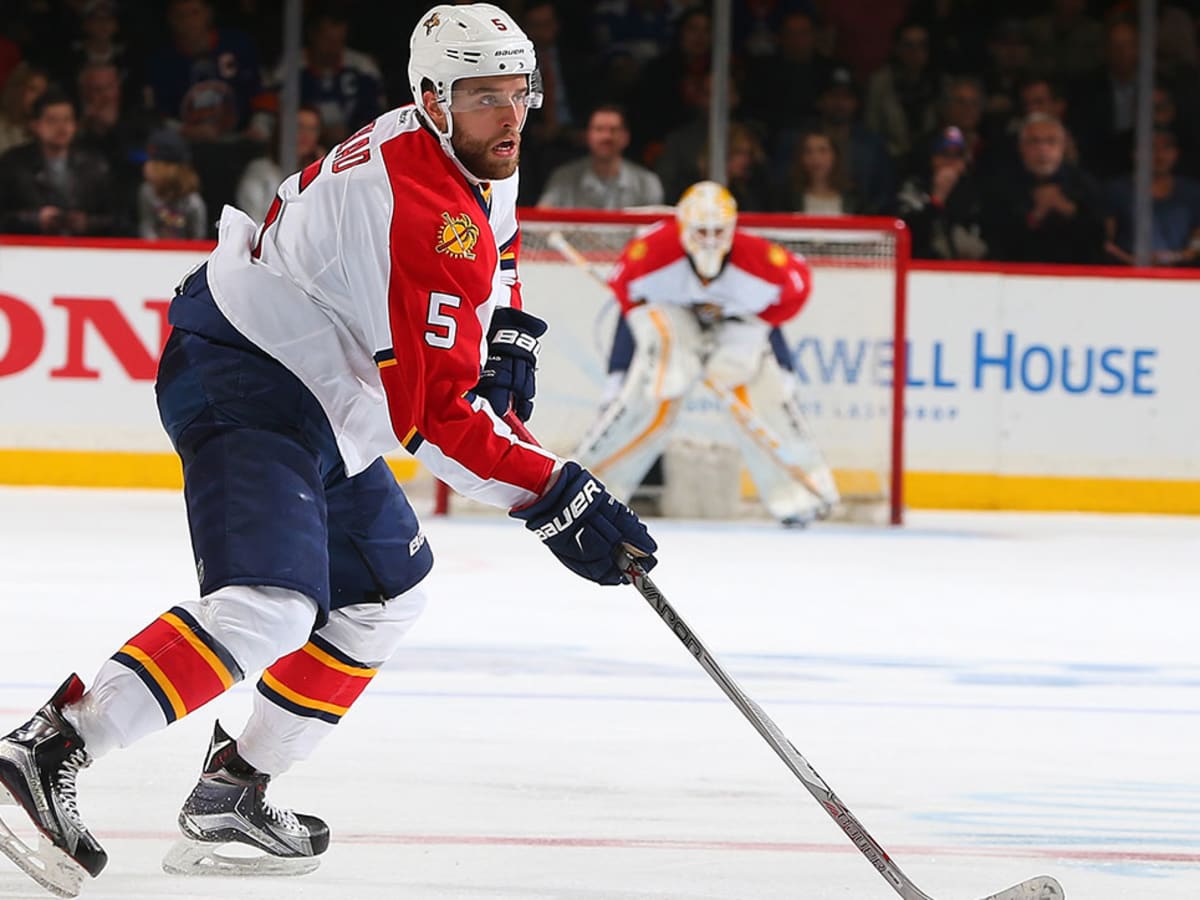 Panthers 'expect' All-Star defenseman Aaron Ekblad to return from injury  this week
