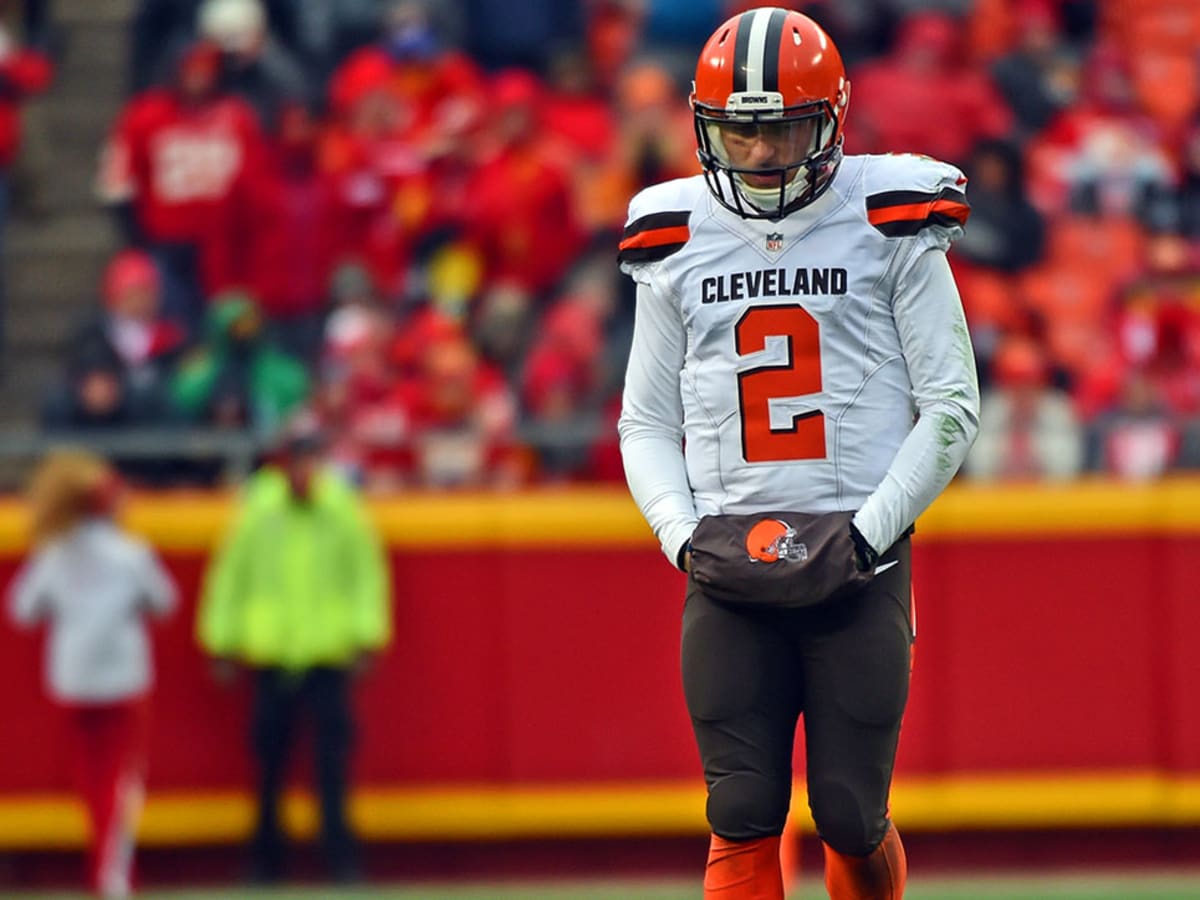 Browns release Johnny Manziel after 2 tumultuous seasons 