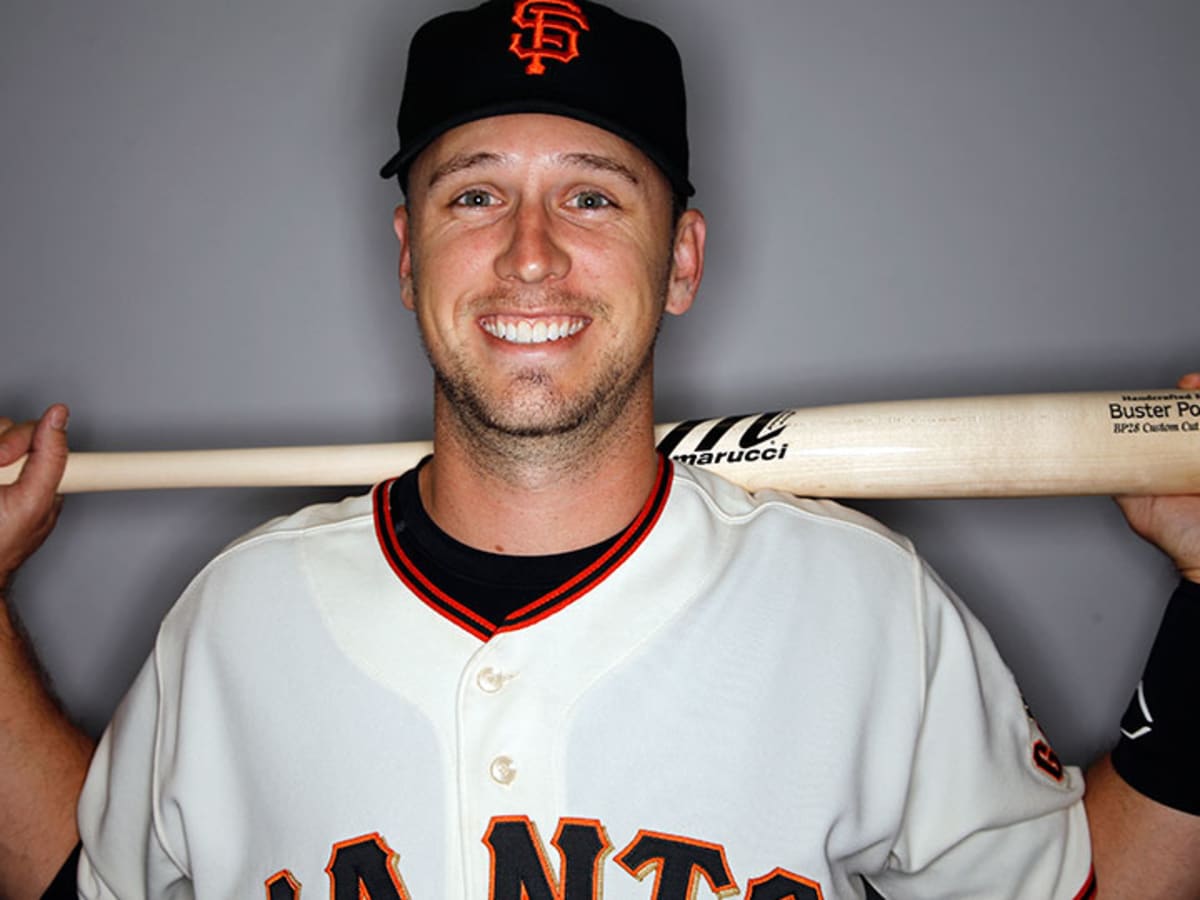 Dodgers News: Dave Roberts Commends Giants' Buster Posey For