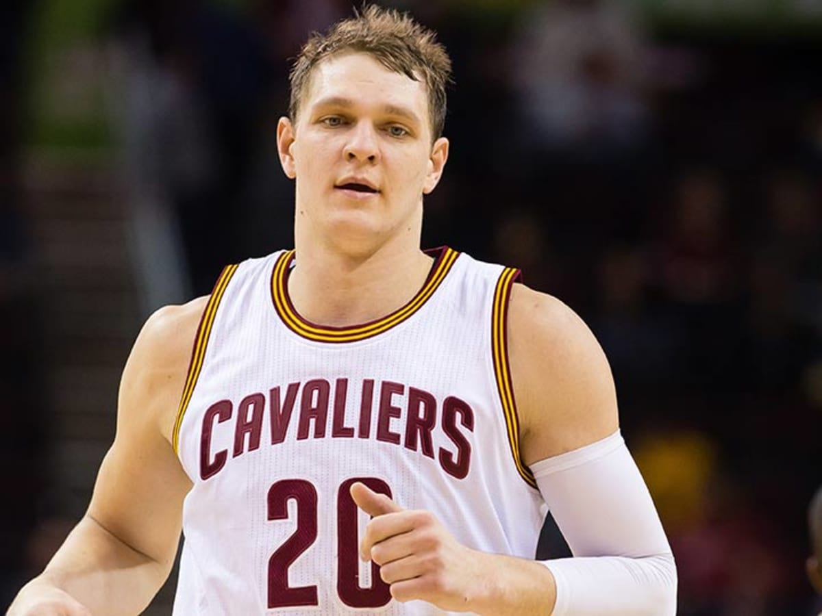 Los Angeles Lakers reach agreement with C Timofey Mozgov 