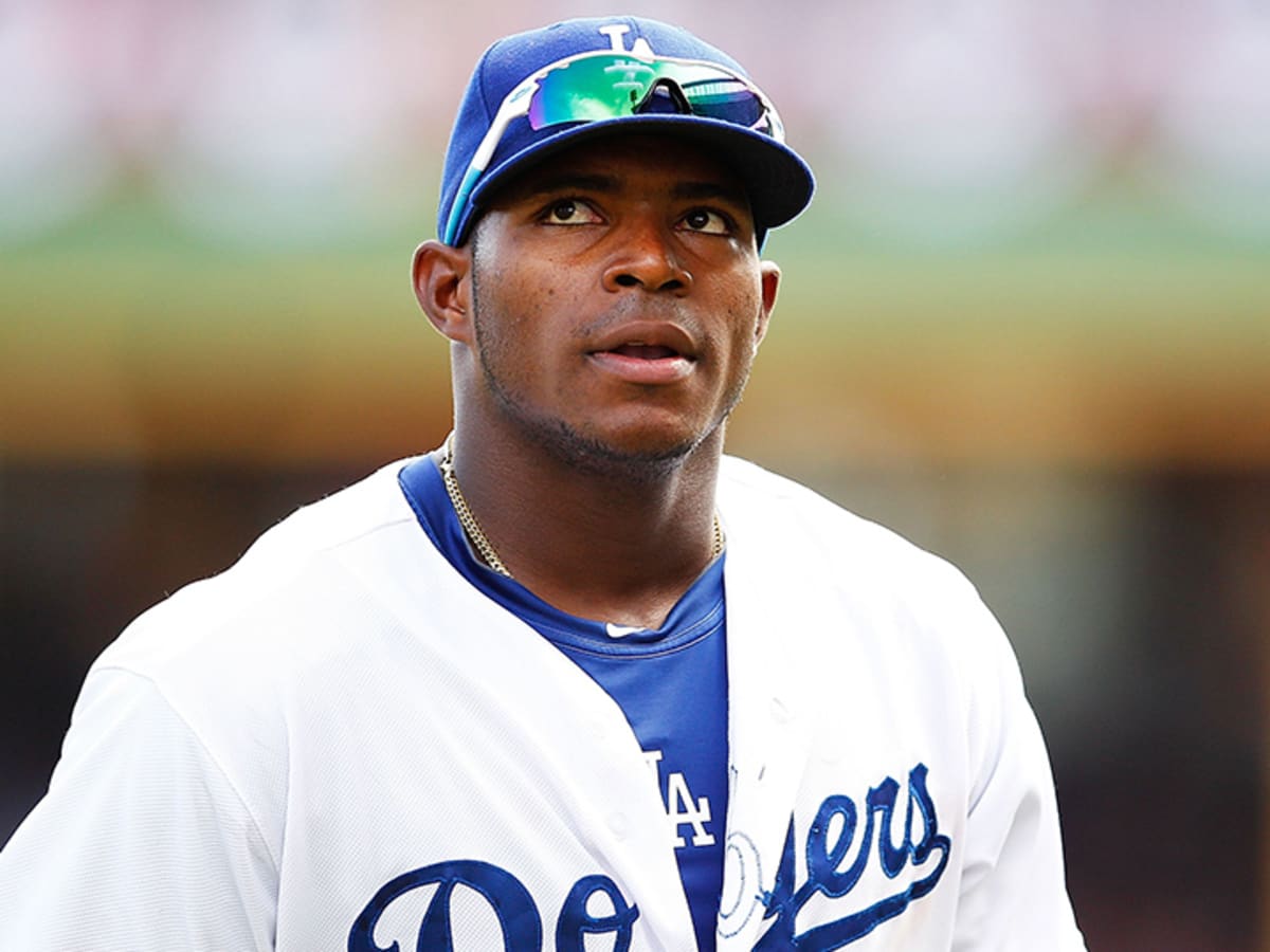 Dodgers' Yasiel Puig flies over Los Angeles in a helicopter