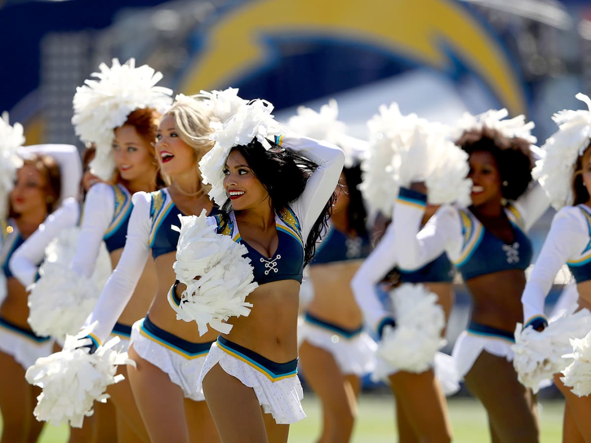 Captivating NFL Cheerleaders: Preseason Week 2 - SI.com Photos