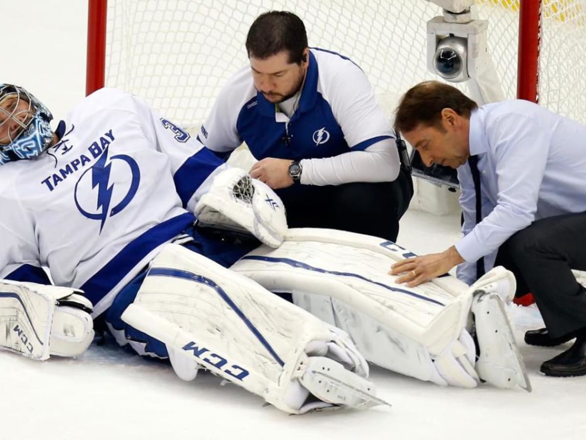 Goaltender Ben Bishop can hit bombs - NBC Sports