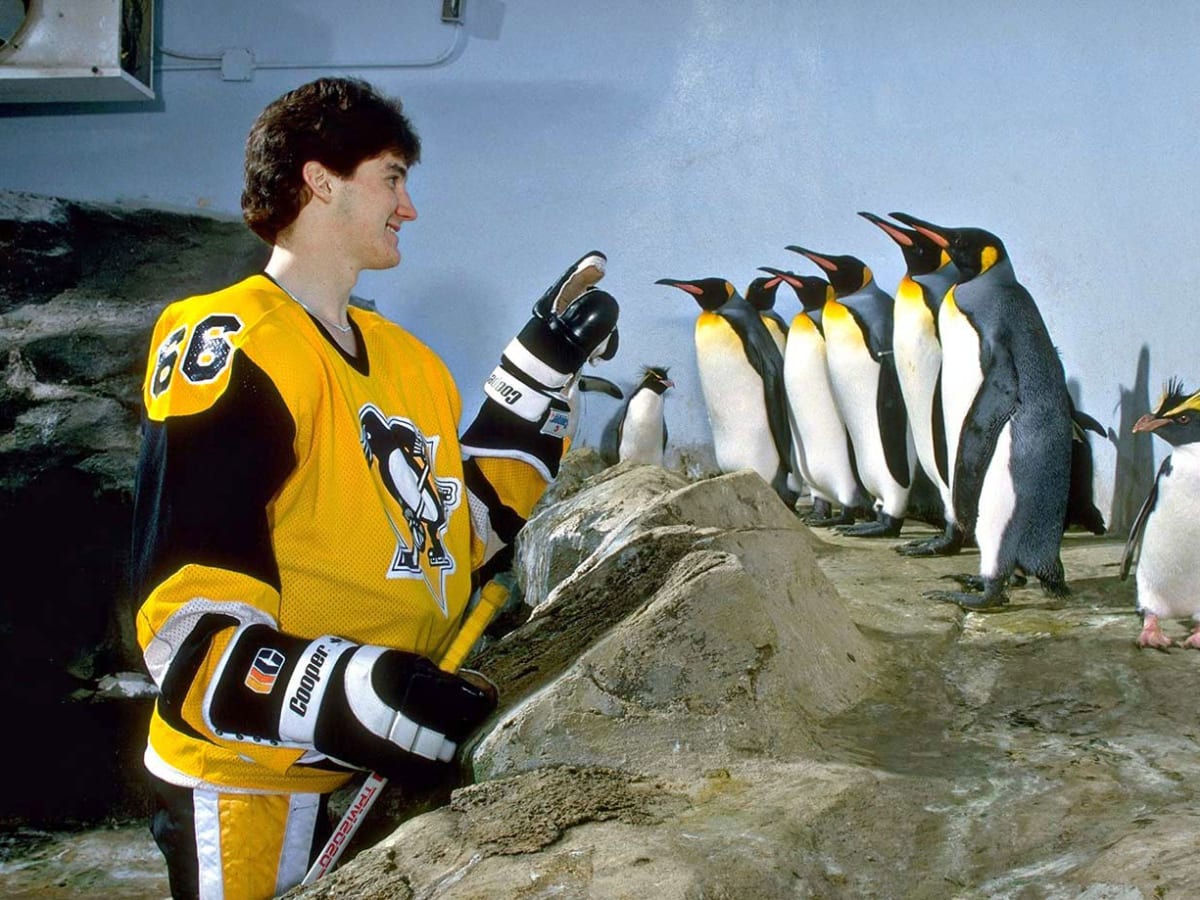 Duquesne University on X: @penguins co-owner and legend Mario