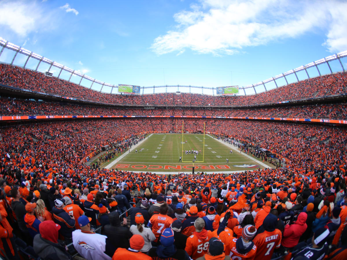 Denver Broncos Stadium Tour - Great Fun For Anyone - No Home Just Roam