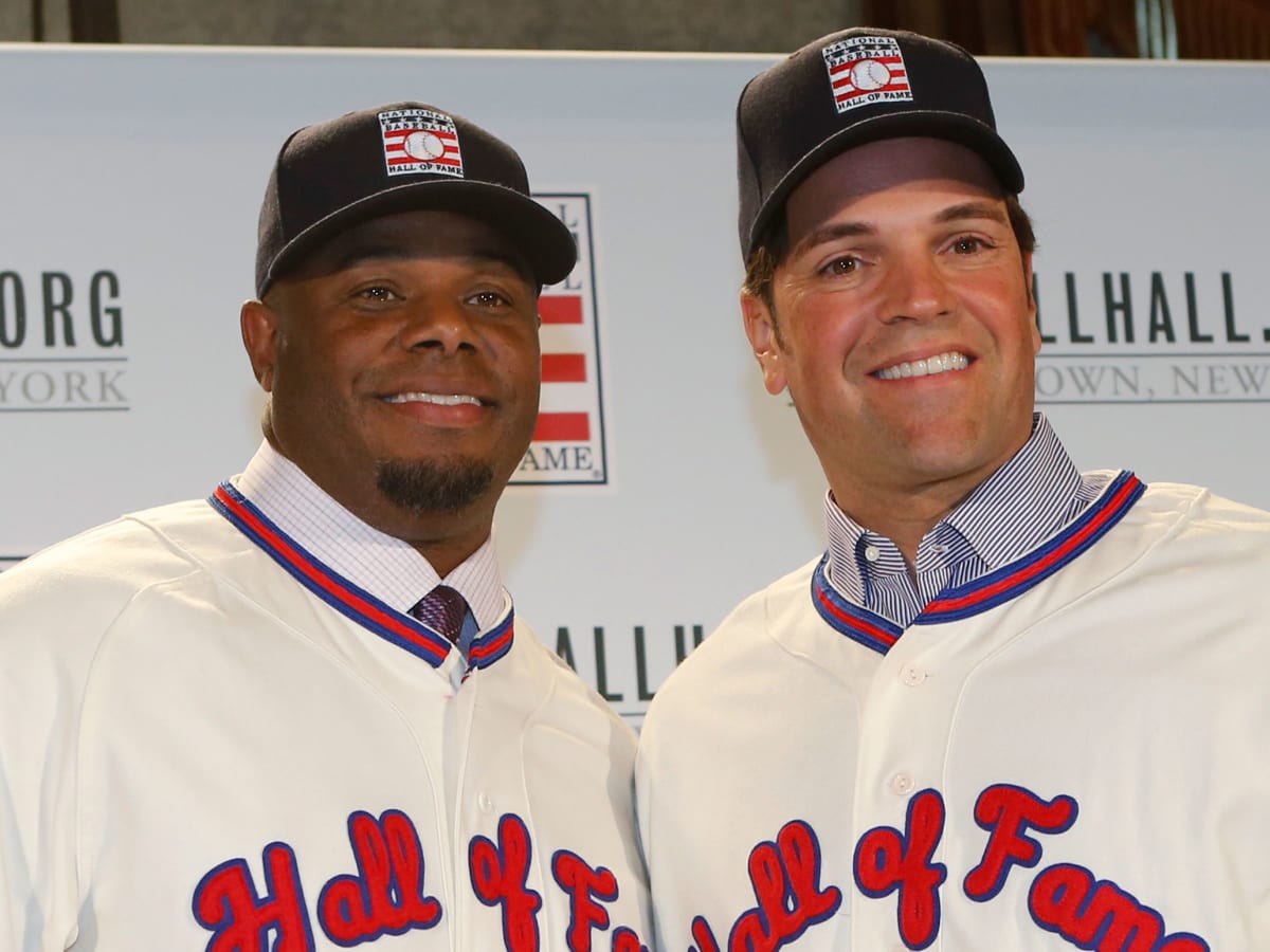 Ken Griffey Jr., Mike Piazza inducted into National Baseball Hall