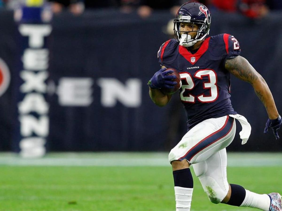 Arian Foster Signs With Dolphins