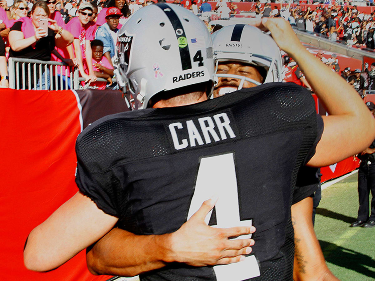 Carr Throws For Over 500 Yards in Wild One! (Raiders vs. Buccaneers 2016,  Week 8) 