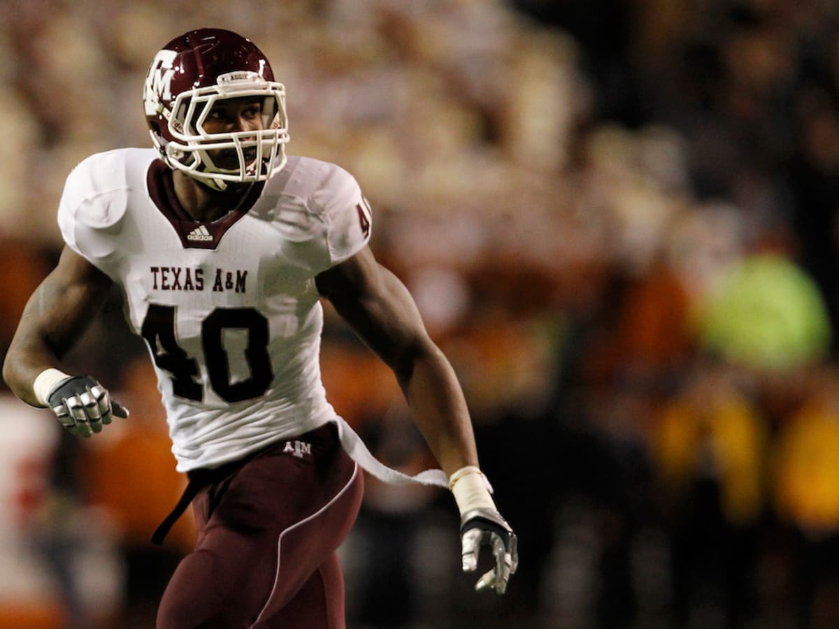 Denver Bronco Von Miller Is Launching 'Von's Locker' At Texas A&M Student  Health Services - Texas A&M Today