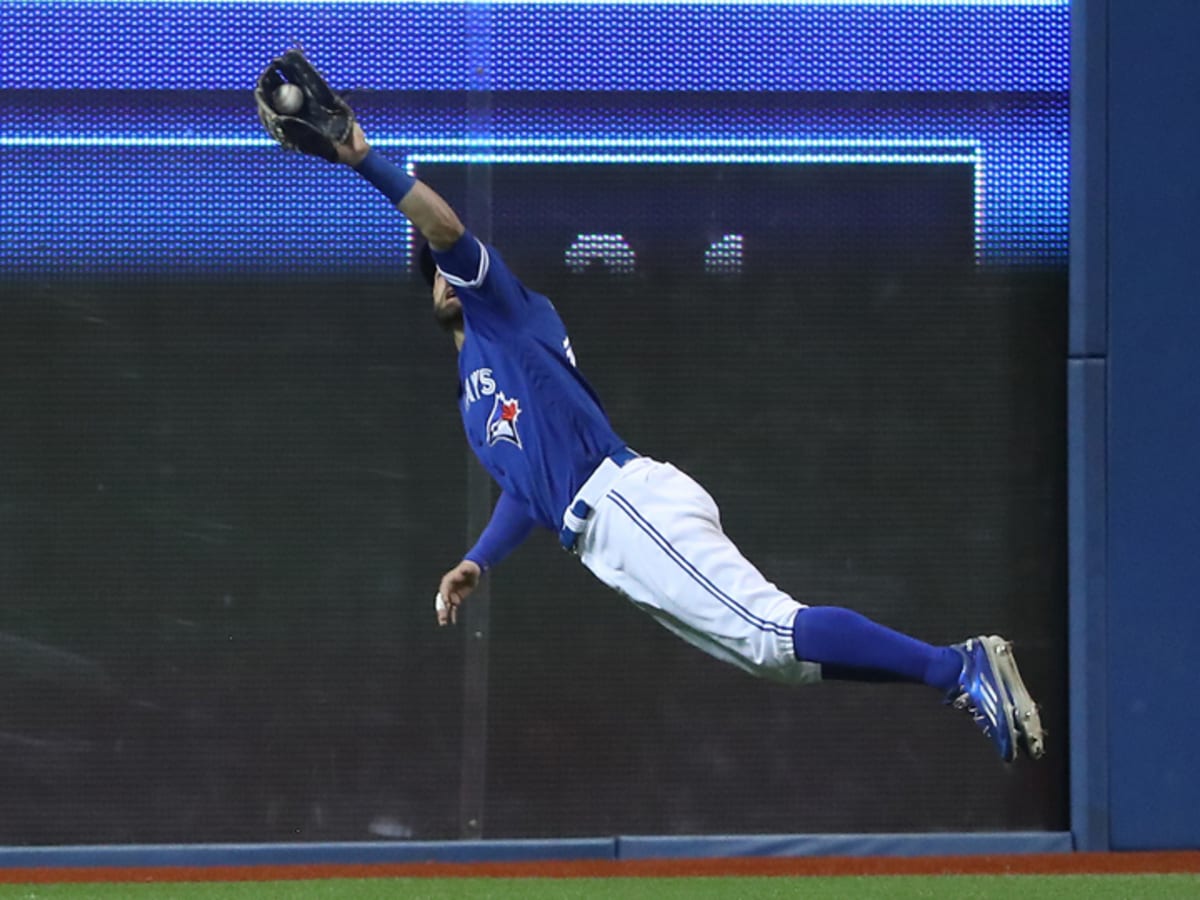 Video: Blue Jays' Kevin Pillar makes diving catch - Sports Illustrated