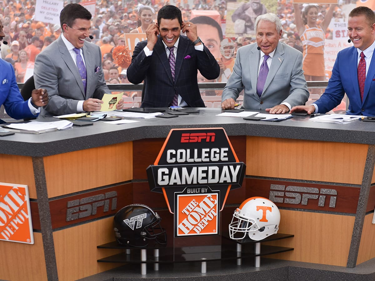 ESPN's College GameDay headed to Columbus for Ohio State vs. Michigan