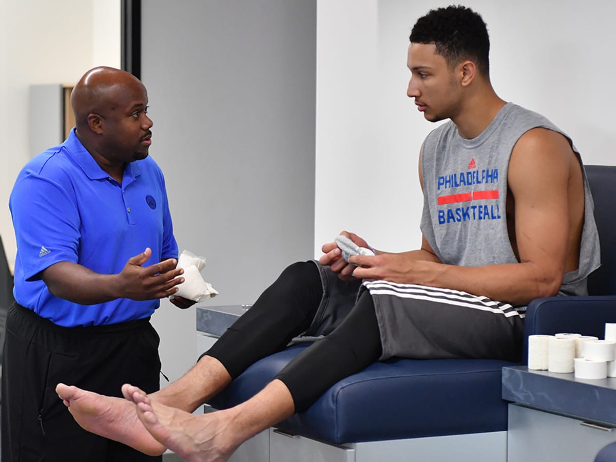 Ben Simmons set to miss battle in Boston with 'knee soreness