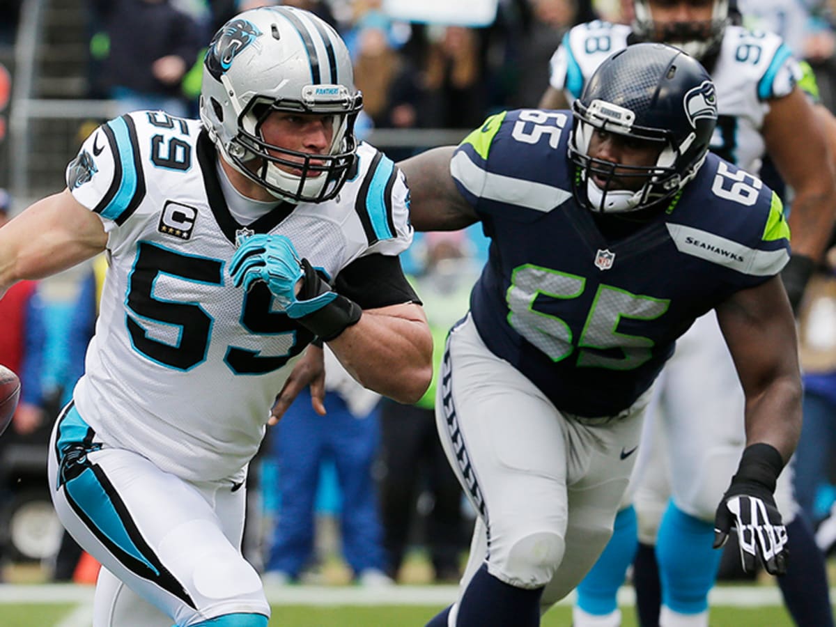 Seahawks-Pathners: Kuechly pick-six of Russell Wilson (video