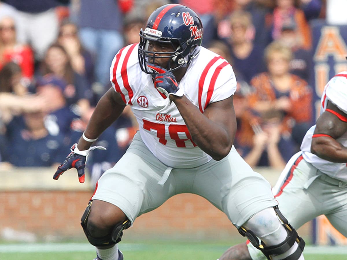 Should Titans make Laremy Tunsil their top pick?