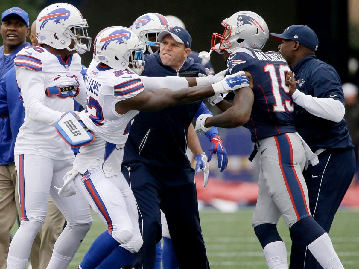 VIDEO: Patriots, Bills scuffle before game - Sports Illustrated