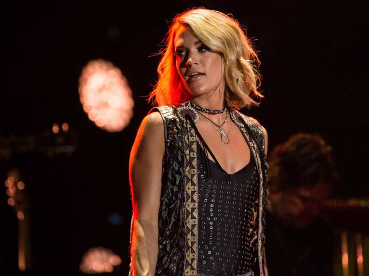 Carrie Underwood to debut a new NFL 'Sunday Night Football' song