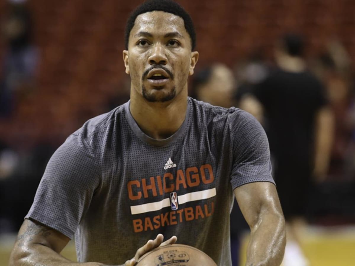 Chicago Bulls trade Derrick Rose to New York Knicks - Sports Illustrated