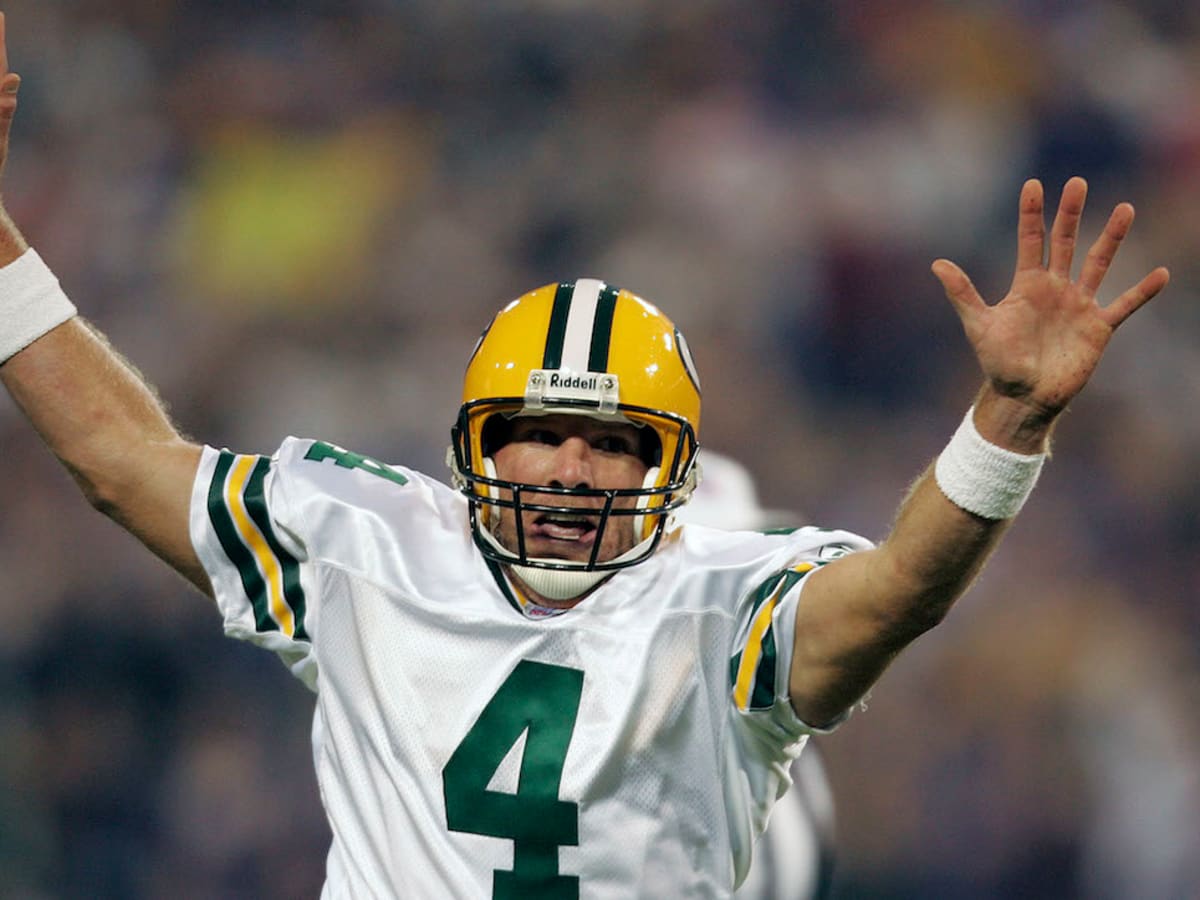 Full Game: Brett Favre Plays on MNF After His Dad's Passing, Packers vs.  Raiders